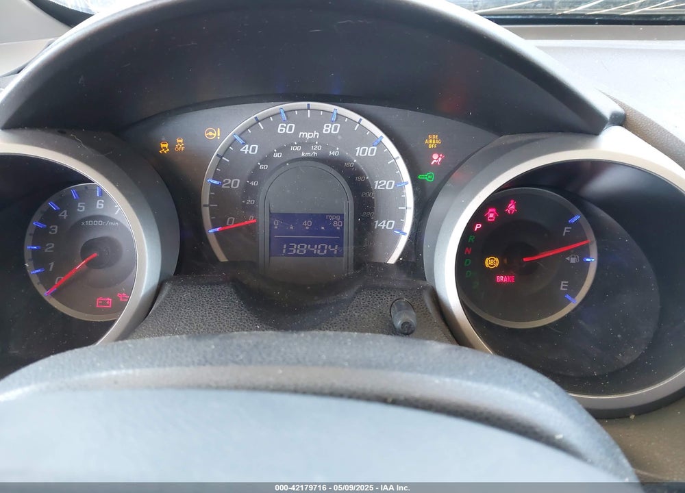2013 HONDA FIT VIN: JHMGE8H34DC045393