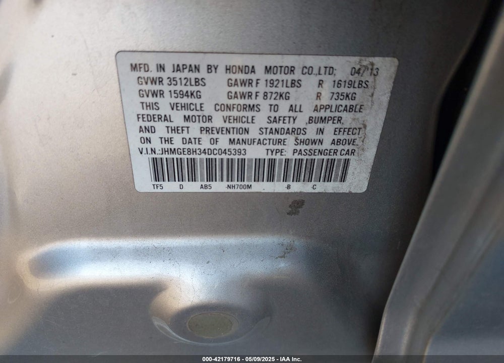 2013 HONDA FIT VIN: JHMGE8H34DC045393