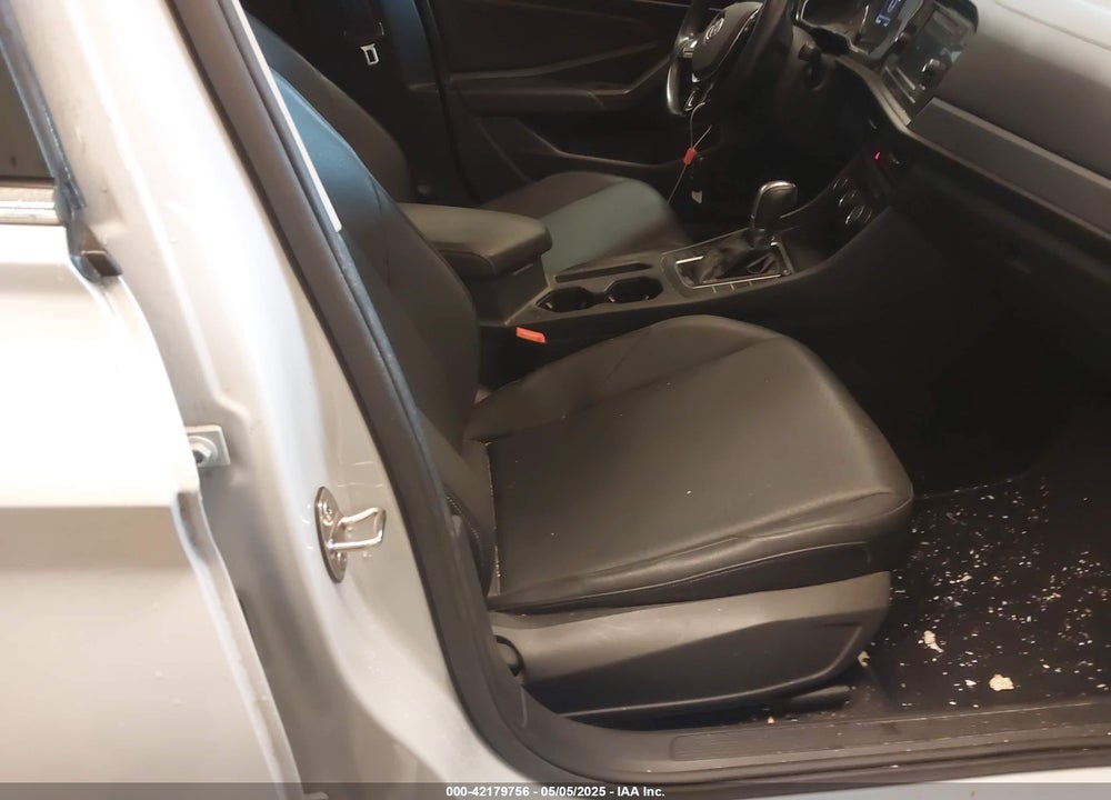 2019 VOLKSWAGEN JETTA VIN: 3VWC57BU8KM094858