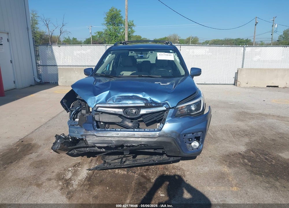 2021 SUBARU FORESTER LIMITED VIN: JF2SKAUC2MH439576