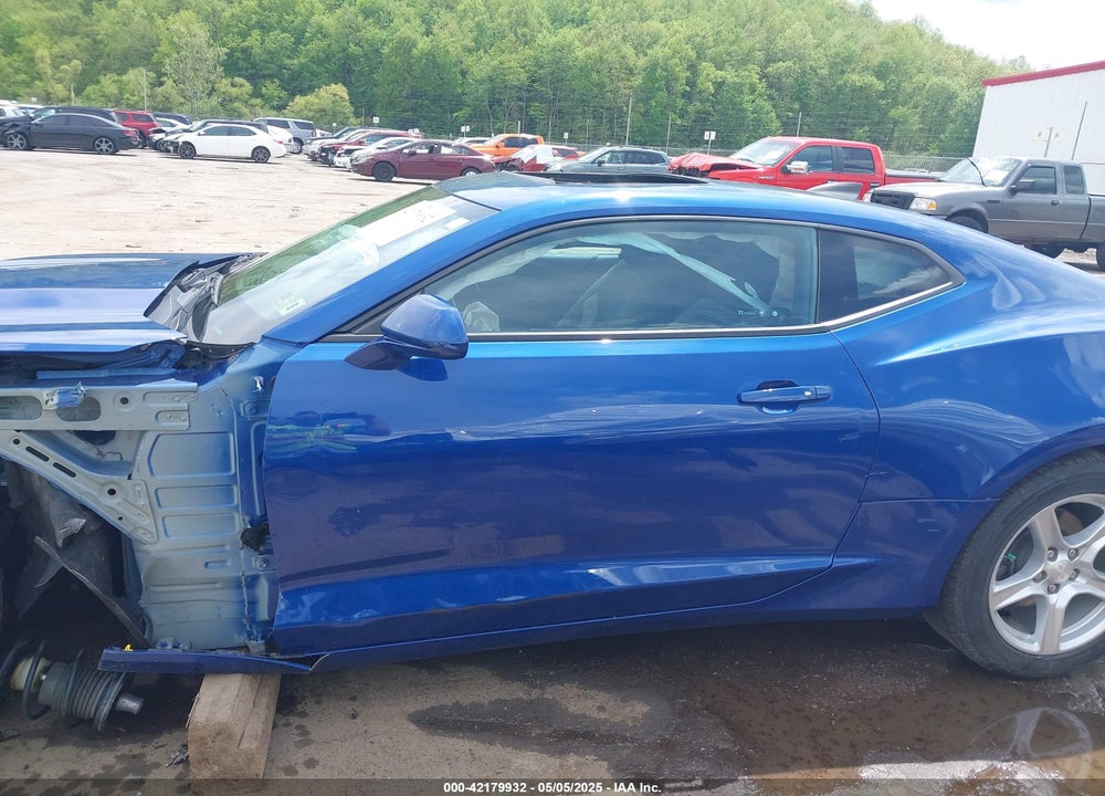 2019 CHEVROLET CAMARO 1LT VIN: 1G1FB1RX7K0151147