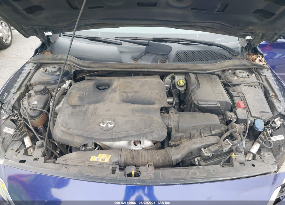 2018 INFINITI QX30 PREMIUM VIN: SJKCH5CP8JA046812