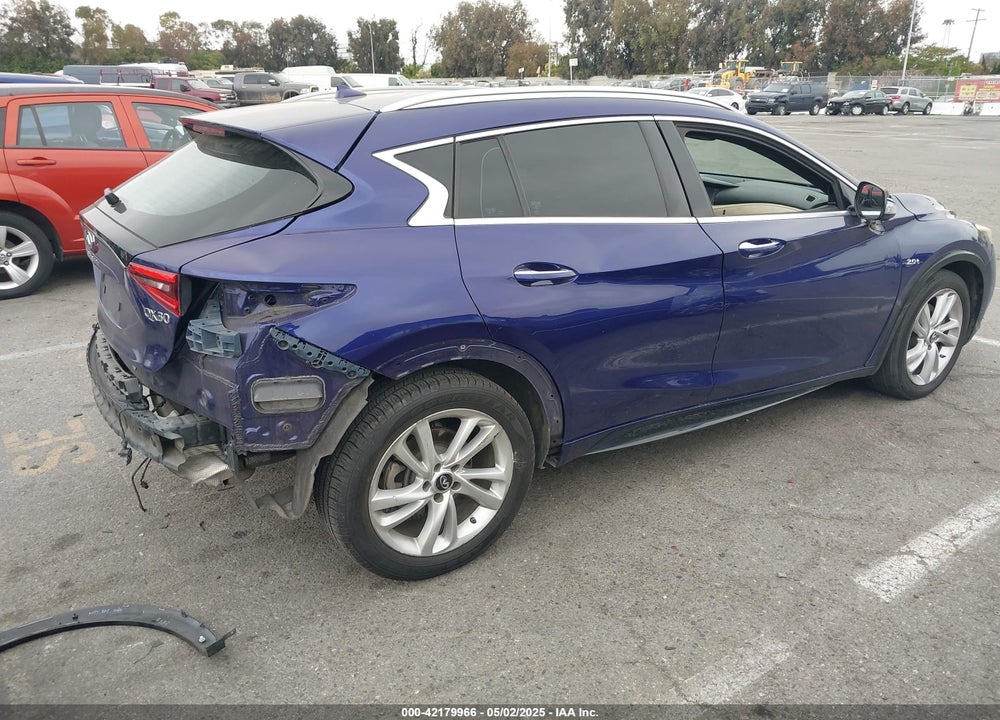 2018 INFINITI QX30 PREMIUM VIN: SJKCH5CP8JA046812