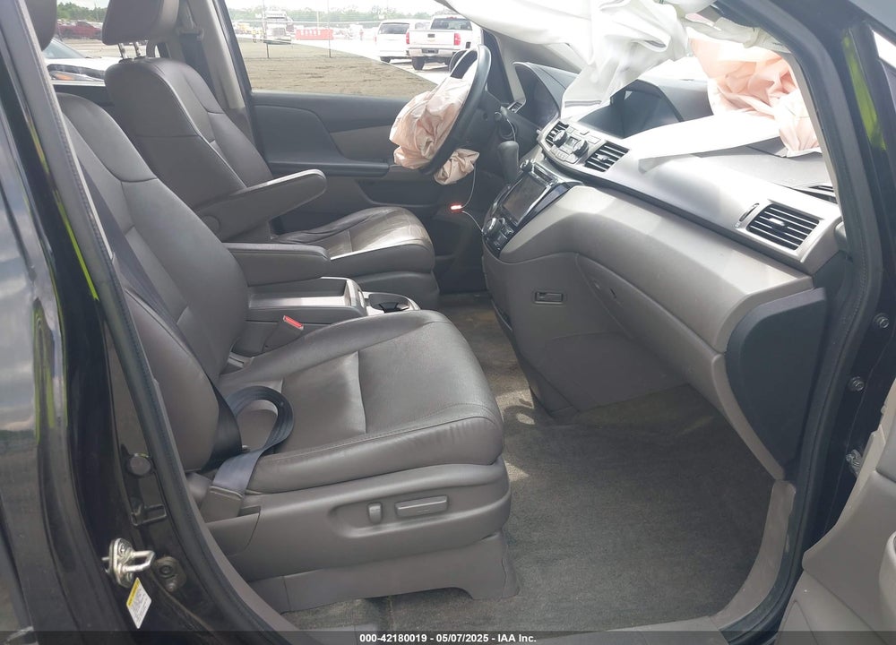 2016 HONDA ODYSSEY EX-L VIN: 5FNRL5H67GB139896
