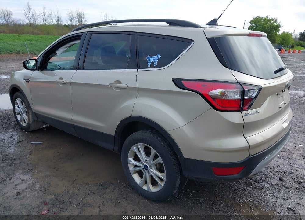 2018 FORD ESCAPE SE VIN: 1FMCU9GD8JUD53607