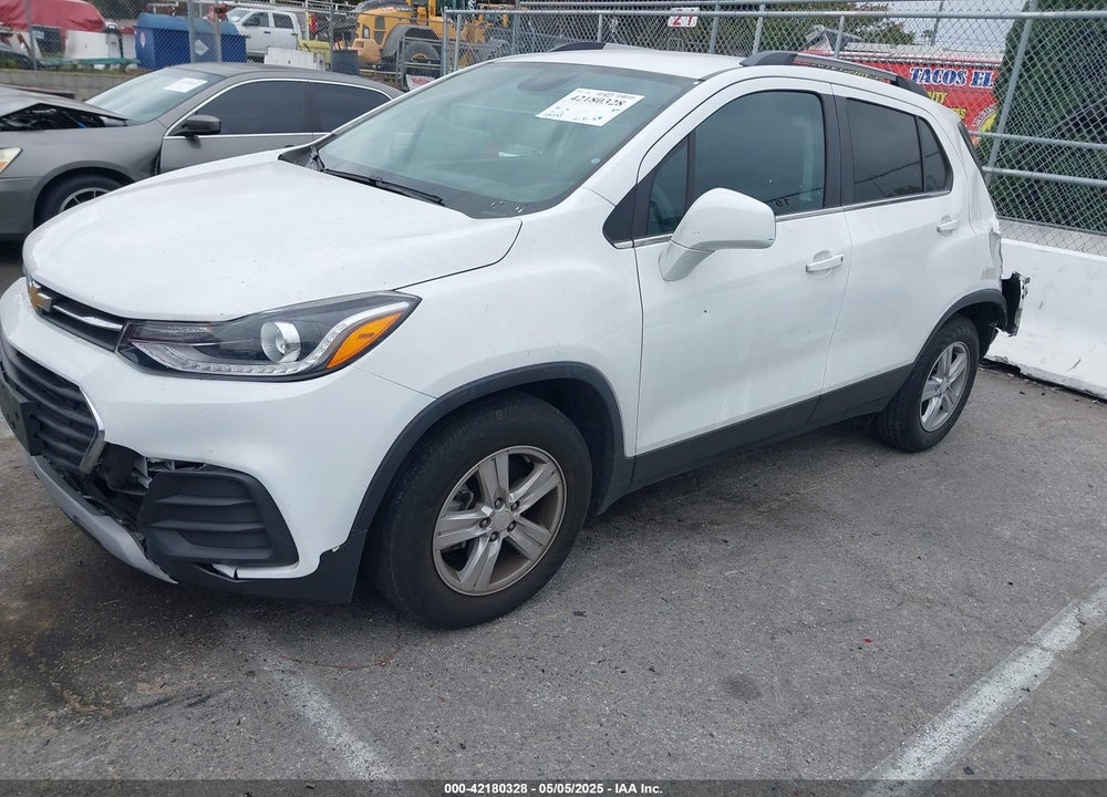 2020 CHEVROLET TRAX FWD LT VIN: 3GNCJLSB3LL232259