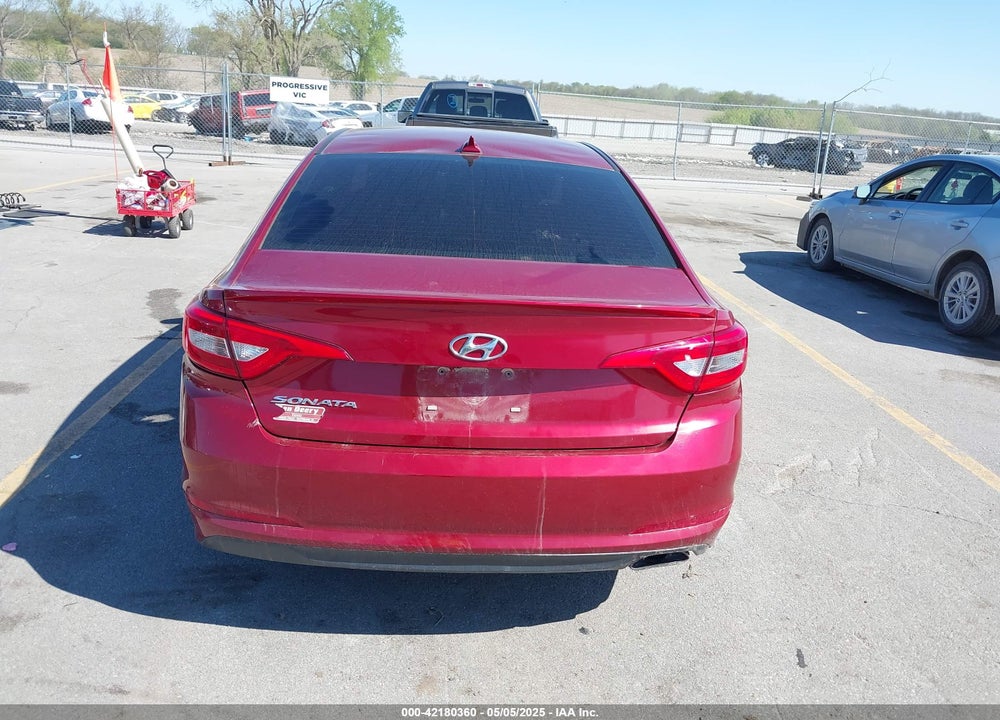 2016 HYUNDAI SONATA SE VIN: 5NPE24AFXGH364577