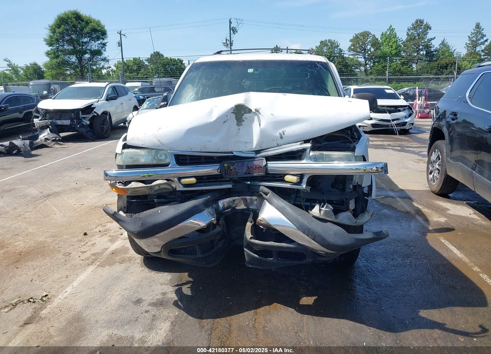 2003 CHEVROLET SUBURBAN 1500 LS VIN: 3GNEC16Z43G155599