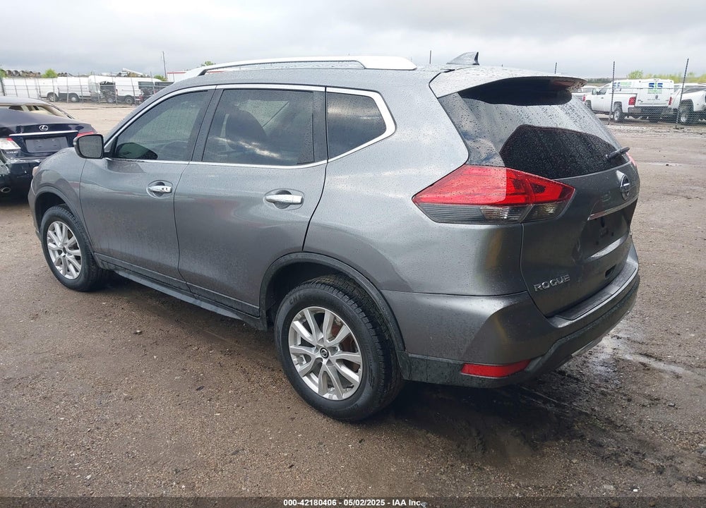2017 NISSAN ROGUE VIN: KNMAT2MV3HP556254