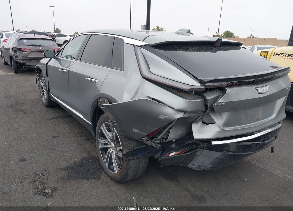 2024 CADILLAC LYRIQ LUXURY W/1SC VIN: 1GYKPPRK1RZ109216