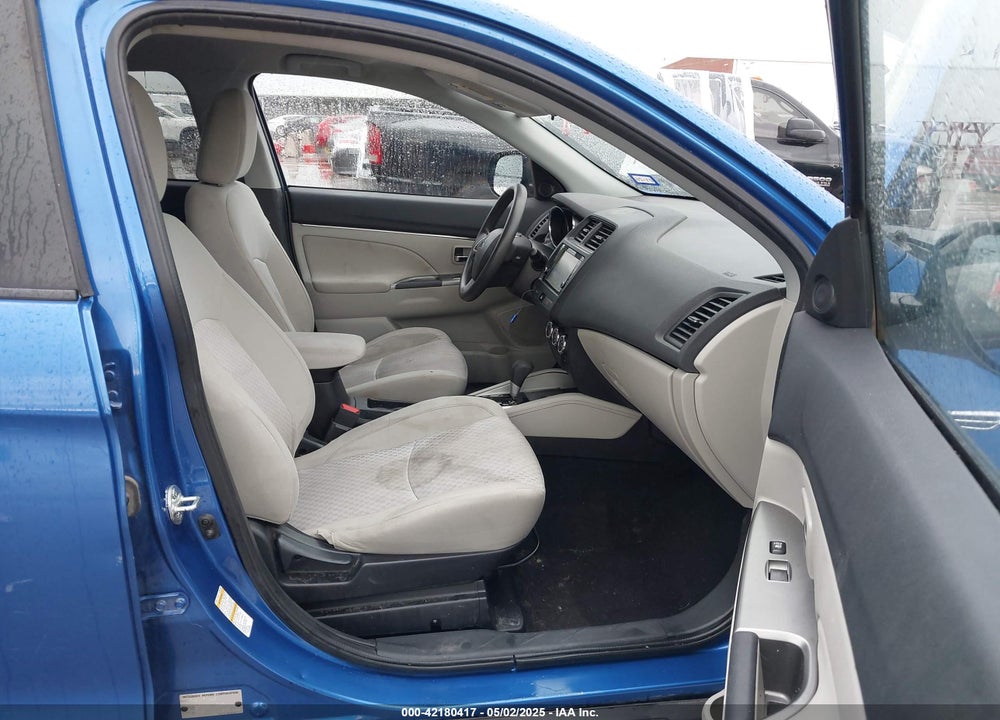 2018 MITSUBISHI OUTLANDER SPORT VIN: JA4AP3AU0JU016836