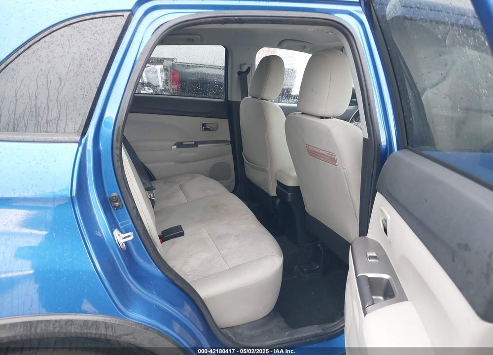 2018 MITSUBISHI OUTLANDER SPORT VIN: JA4AP3AU0JU016836