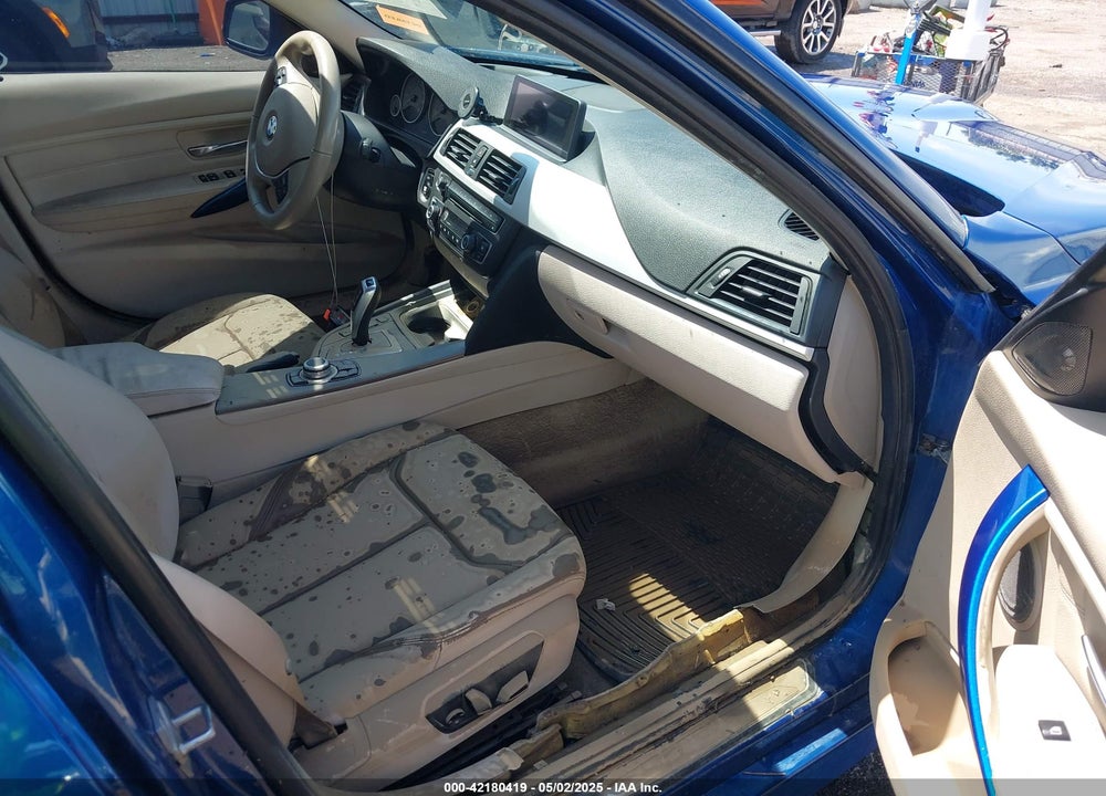 2013 BMW 3 SERIES VIN: WBA3B9C55DF586732