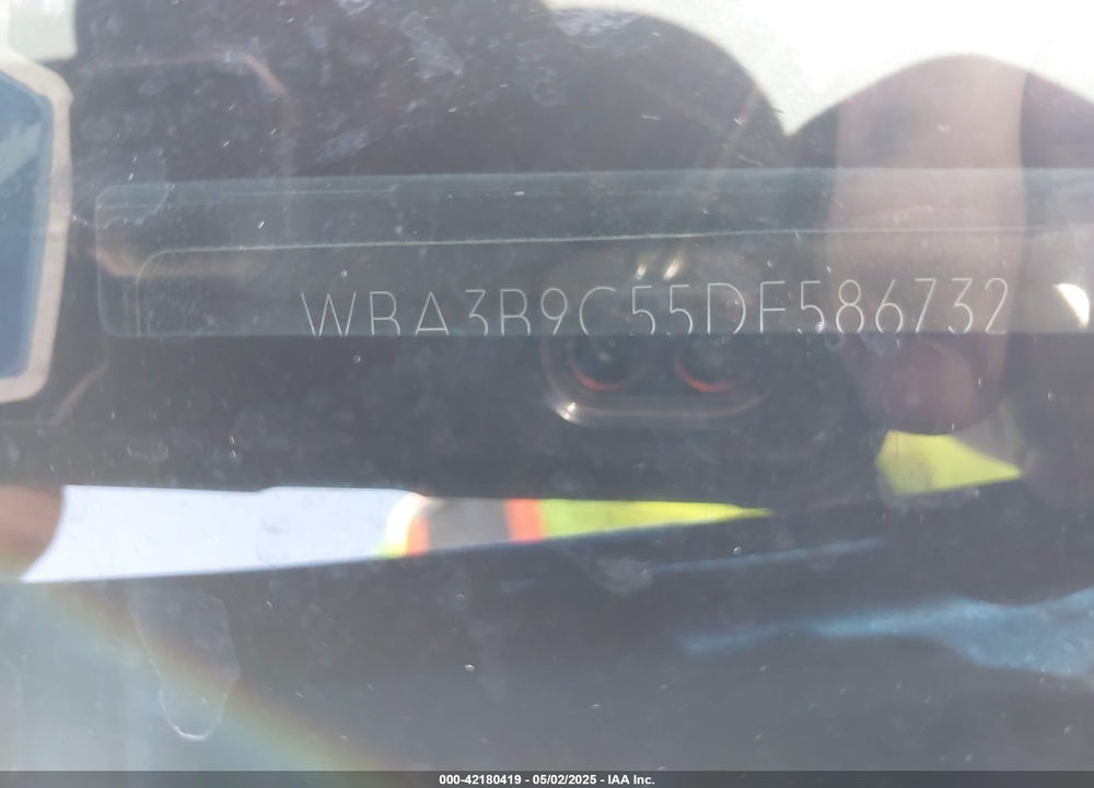 2013 BMW 3 SERIES VIN: WBA3B9C55DF586732