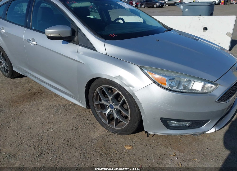 2016 FORD FOCUS SE VIN: 1FADP3K23GL247119