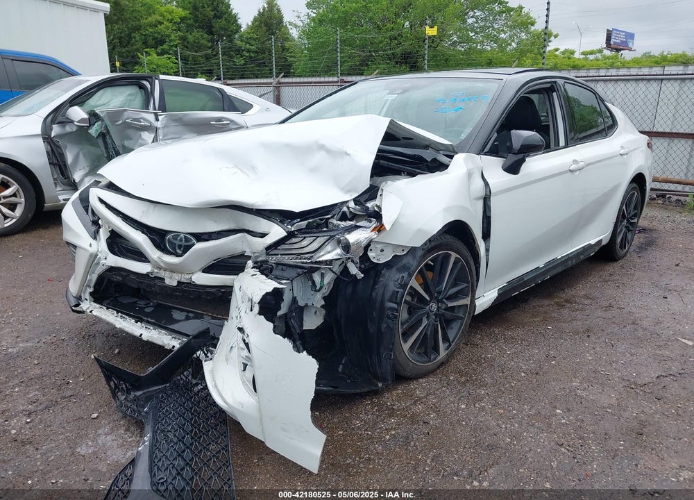 2019 TOYOTA CAMRY VIN: 4T1B61HK8KU240262