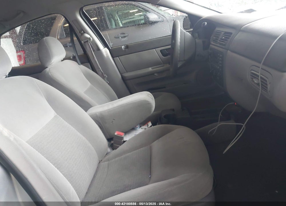 2006 FORD TAURUS VIN: 1FAFP53U76A195301