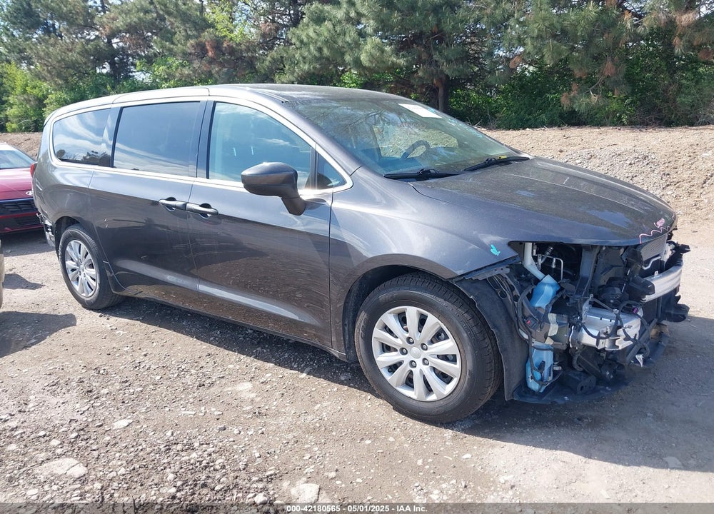 2019 CHRYSLER PACIFICA L VIN: 2C4RC1AG5KR629343