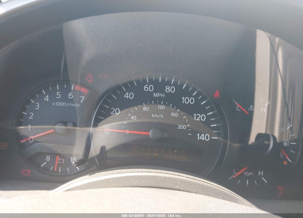 2004 NISSAN TITAN VIN: 1N6AA07A04N561241