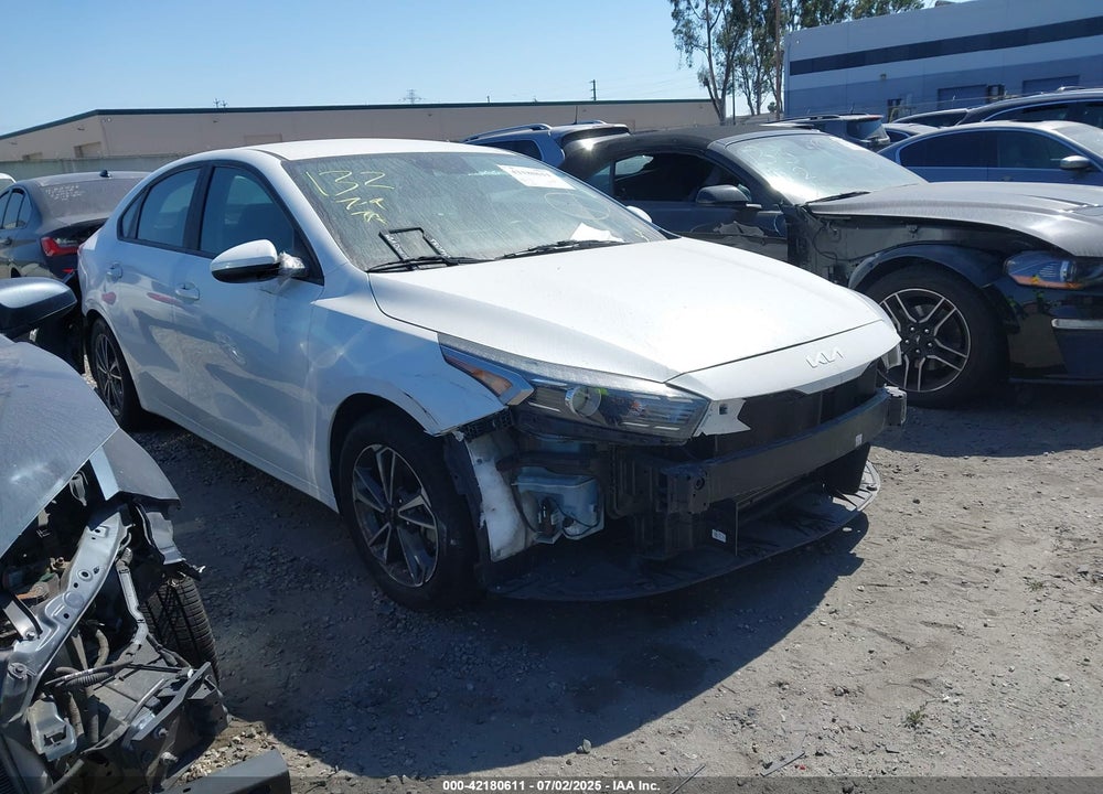 2022 KIA FORTE LXS VIN: 3KPF24AD7NE487564