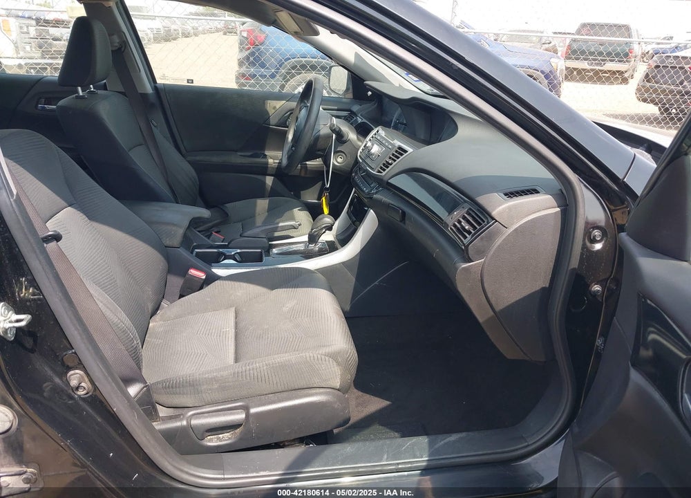 2017 HONDA ACCORD VIN: 1HGCR2F36HA166689
