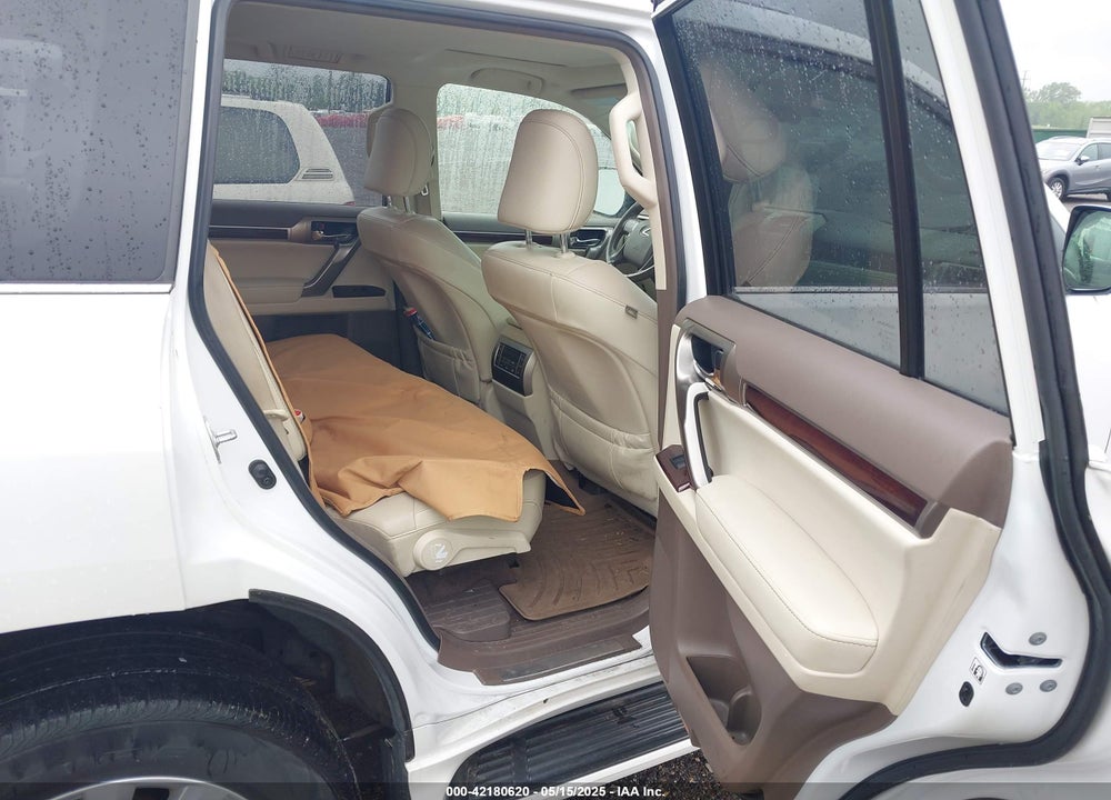 2019 LEXUS GX 460 VIN: JTJBM7FX8K5233766