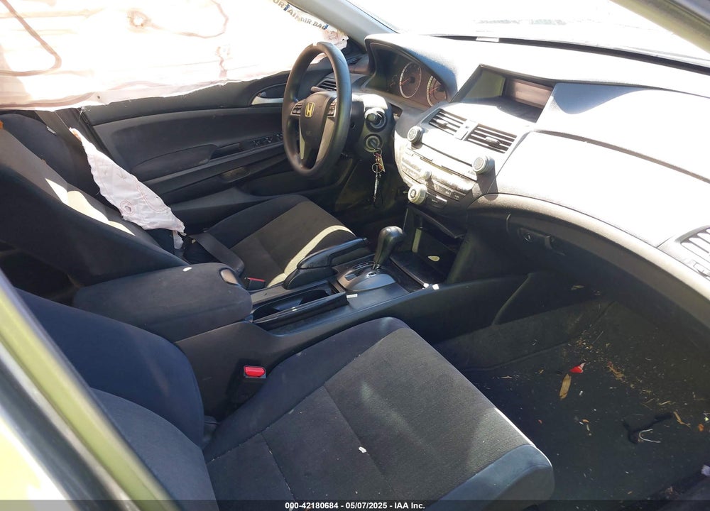 2010 HONDA ACCORD 2.4 LX-P VIN: 1HGCP2F44AA137289