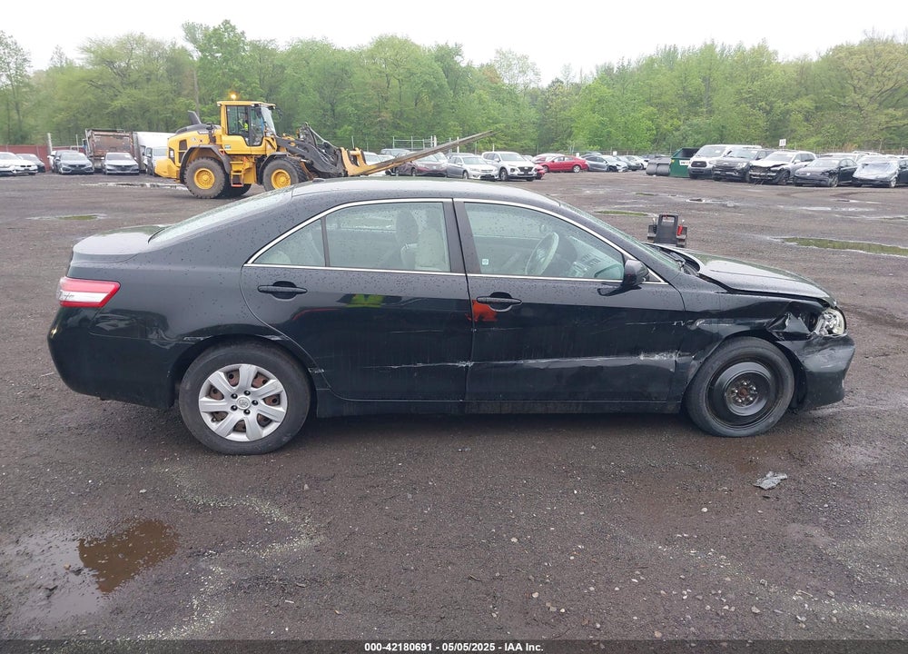 2011 TOYOTA CAMRY LE VIN: 4T1BF3EK0BU136641