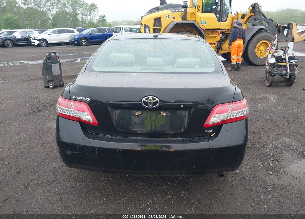 2011 TOYOTA CAMRY LE VIN: 4T1BF3EK0BU136641