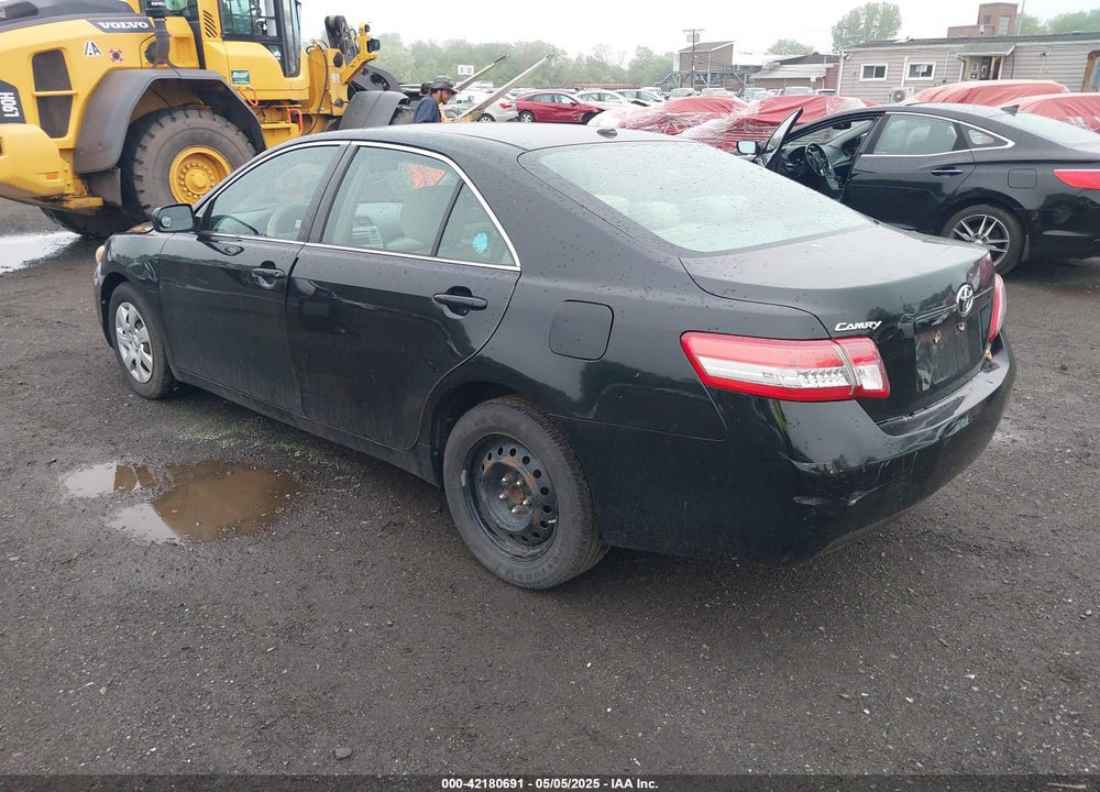 2011 TOYOTA CAMRY LE VIN: 4T1BF3EK0BU136641