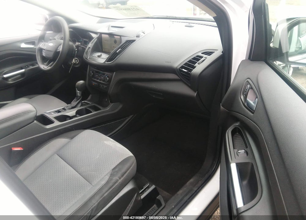 2017 FORD ESCAPE SE VIN: 1FMCU9G96HUE11624