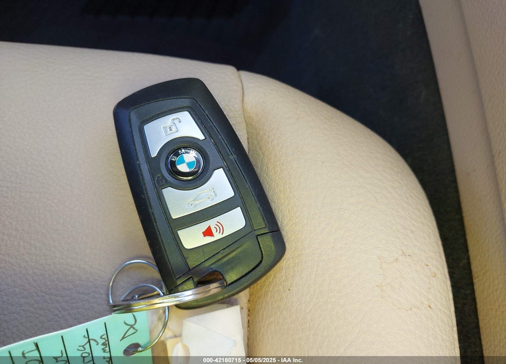 2018 BMW 320I XDRIVE VIN: WBA8A3C51JA494385
