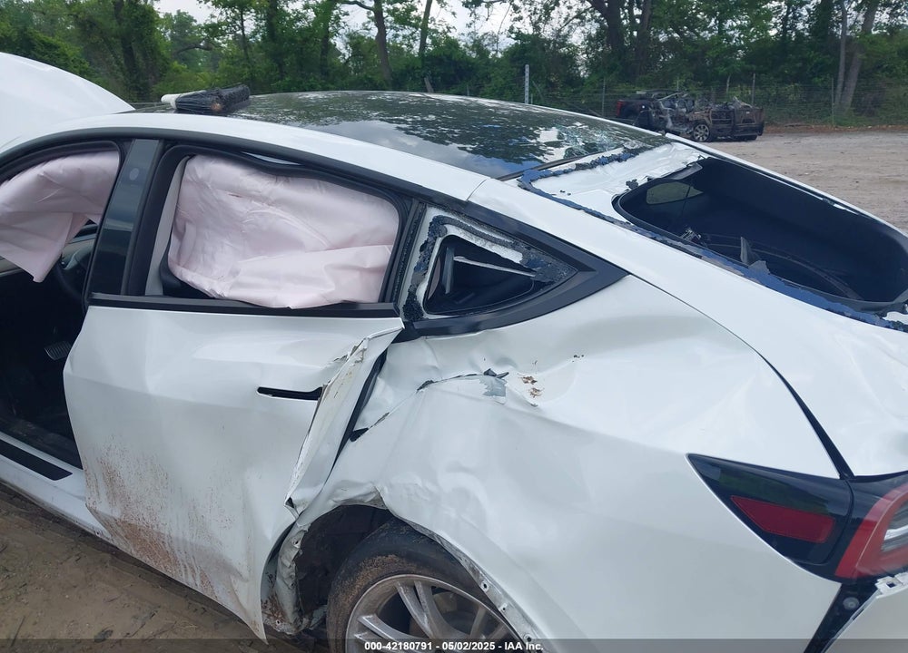 2023 TESLA MODEL Y VIN: 7SAYGDEEXPF662919