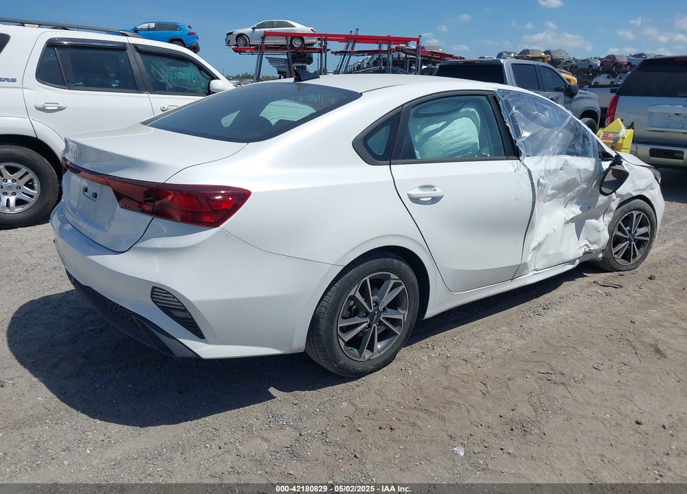 2022 KIA FORTE VIN: 3KPF24AD3NE499971