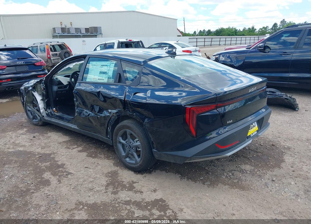 2025 KIA K4 VIN: 3KPFT4DE4SE093212