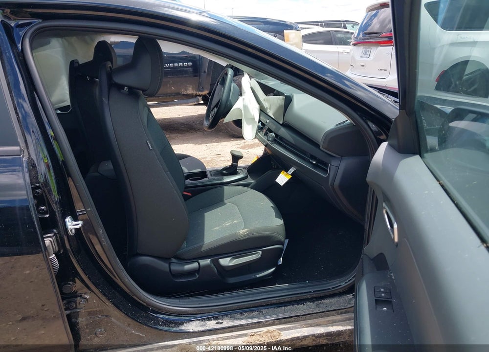 2025 KIA K4 VIN: 3KPFT4DE4SE093212