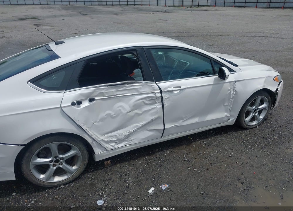 2016 FORD FUSION SE VIN: 3FA6P0HD1GR360780