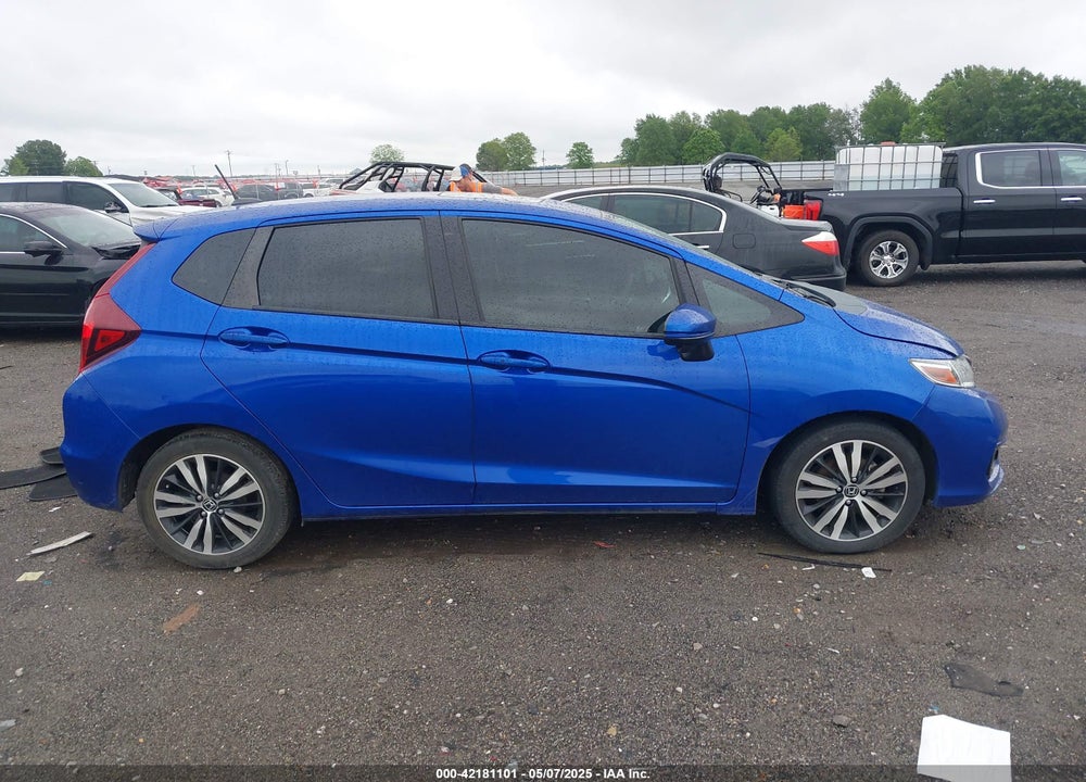 2018 HONDA FIT VIN: 3HGGK5H88JM718508