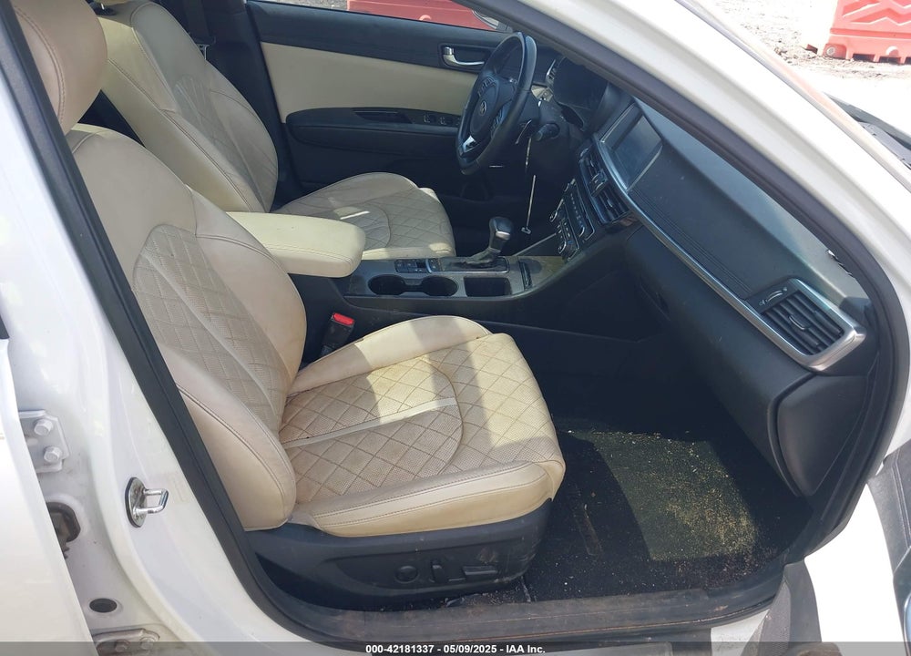 2016 KIA OPTIMA VIN: 5XXGV4L29GG032247