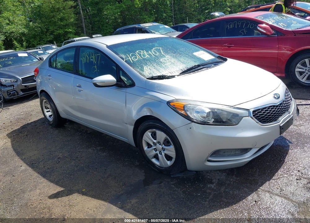 2015 KIA FORTE LX VIN: KNAFX4A68F5427984