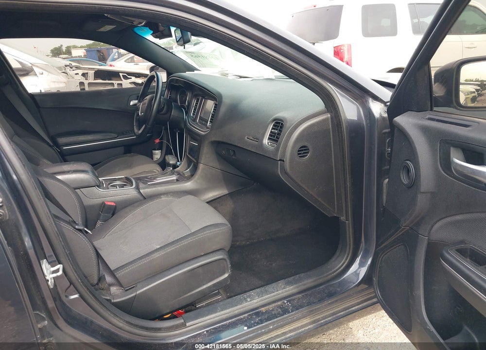 2016 DODGE CHARGER SE VIN: 2C3CDXBG8GH108820