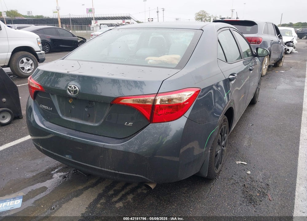 2018 TOYOTA COROLLA LE VIN: 2T1BURHE7JC113386