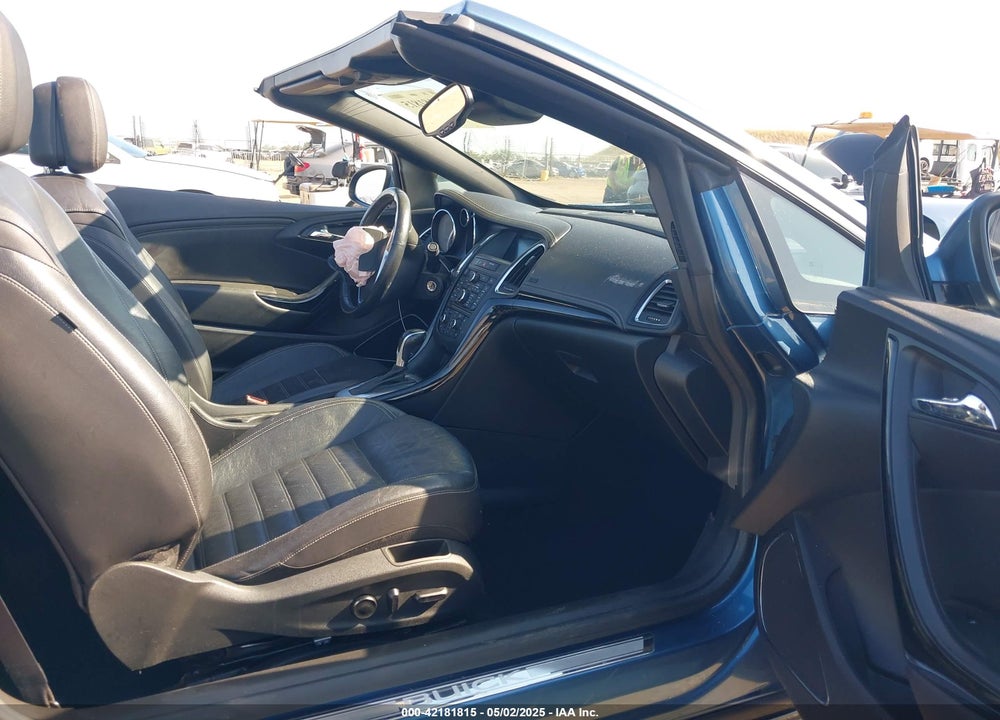 2016 BUICK CASCADA PREMIUM VIN: W04WT3N52GG037019