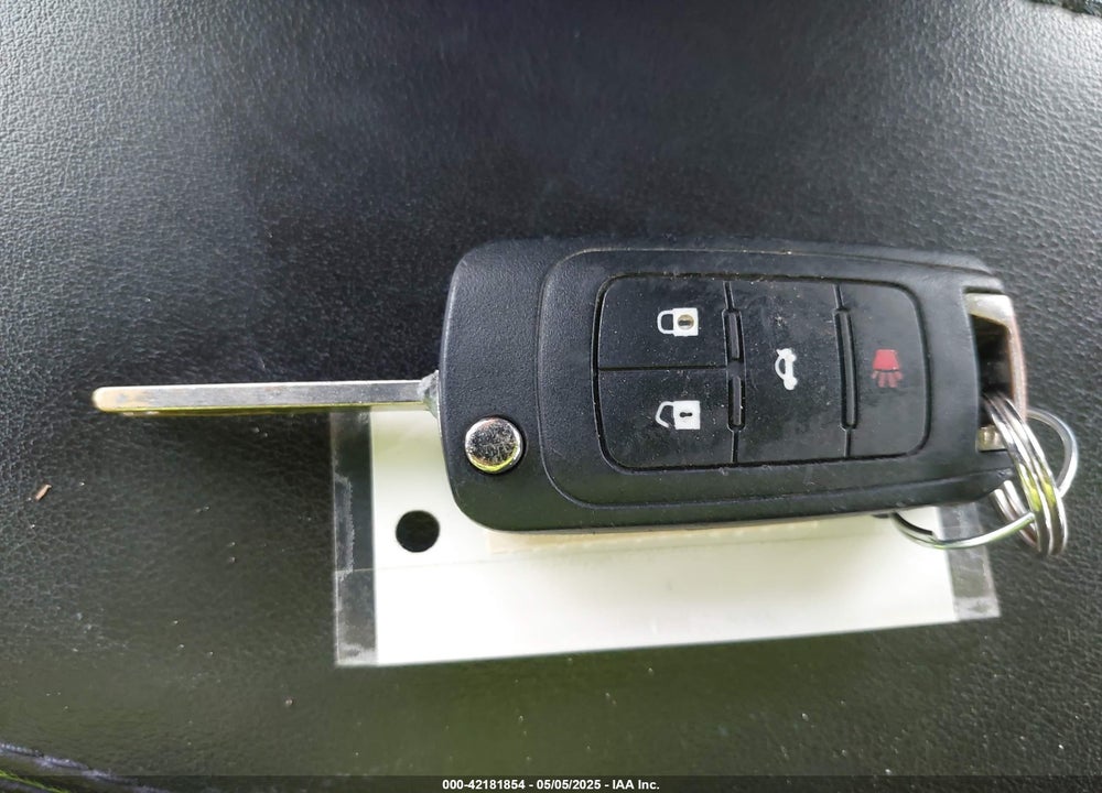 2017 CHEVROLET EQUINOX VIN: 2GNALBEK8H1593597