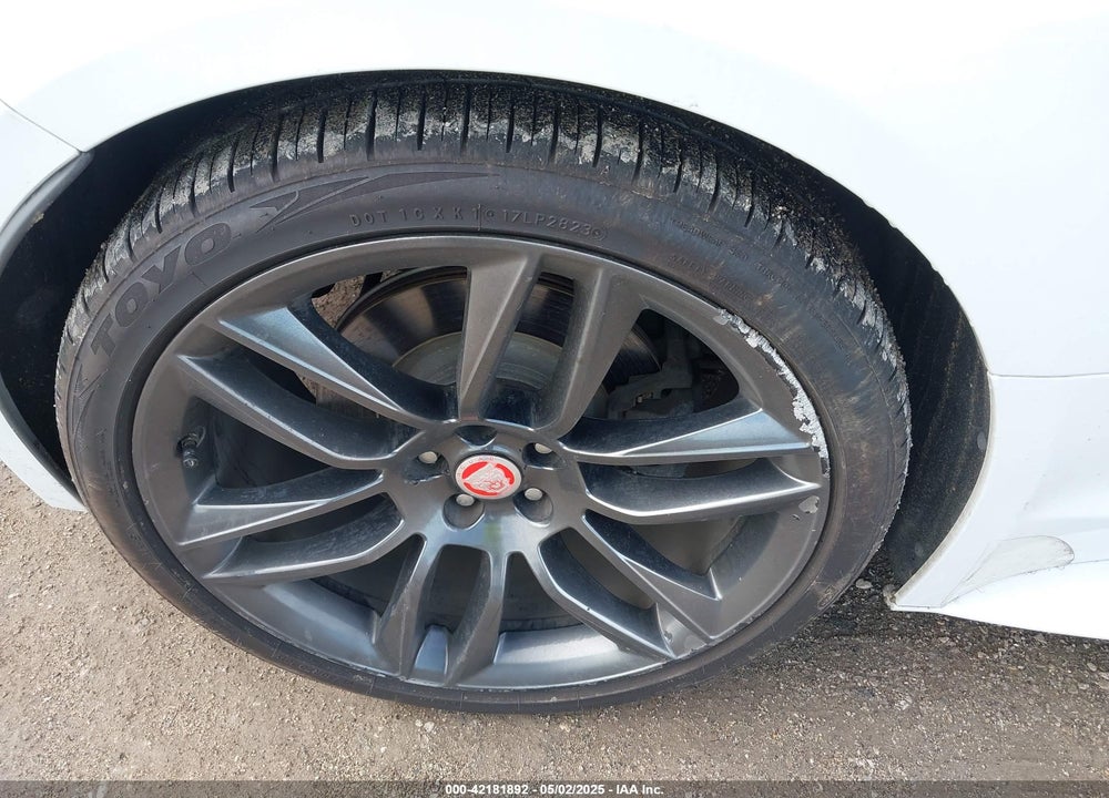 2016 JAGUAR F-TYPE VIN: SAJWJ6BV9G8K22794
