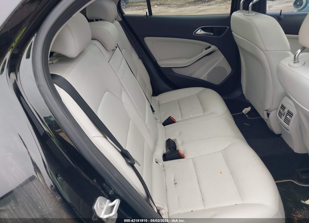 2015 MERCEDES-BENZ GLA 250 4MATIC VIN: WDCTG4GB6FJ040796
