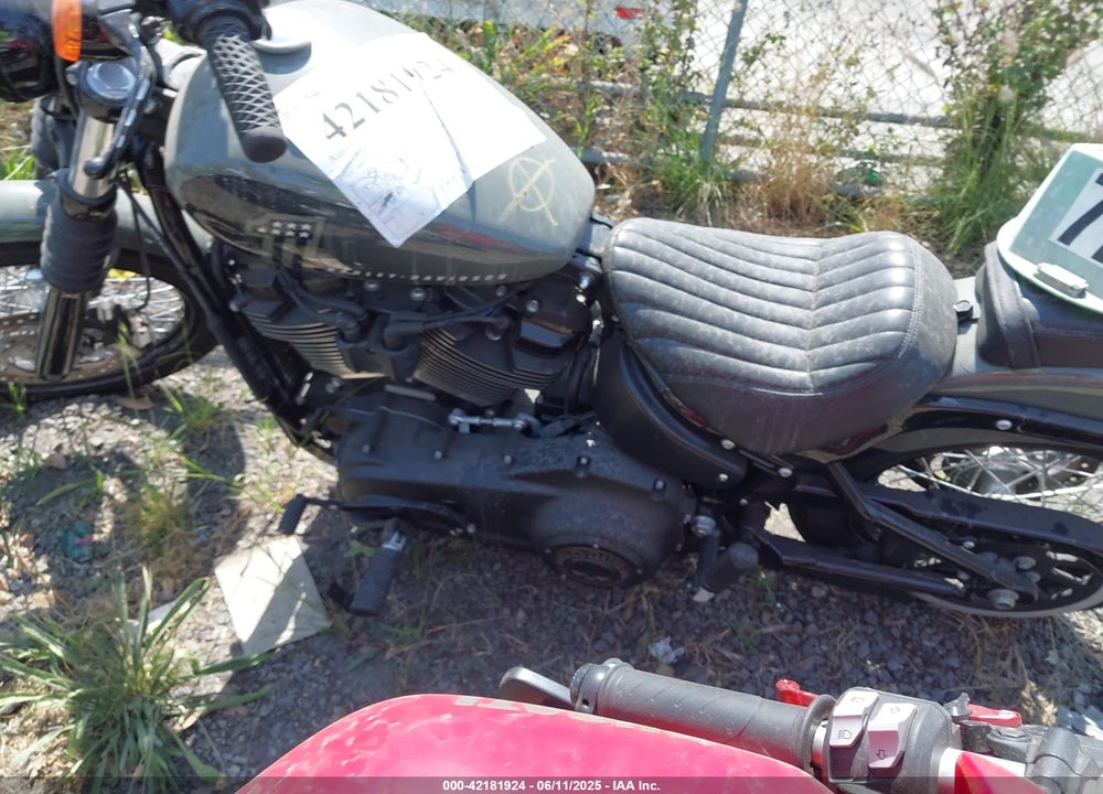 2021 HARLEY-DAVIDSON FXBBS VIN: 1HD1YYK21MB068472