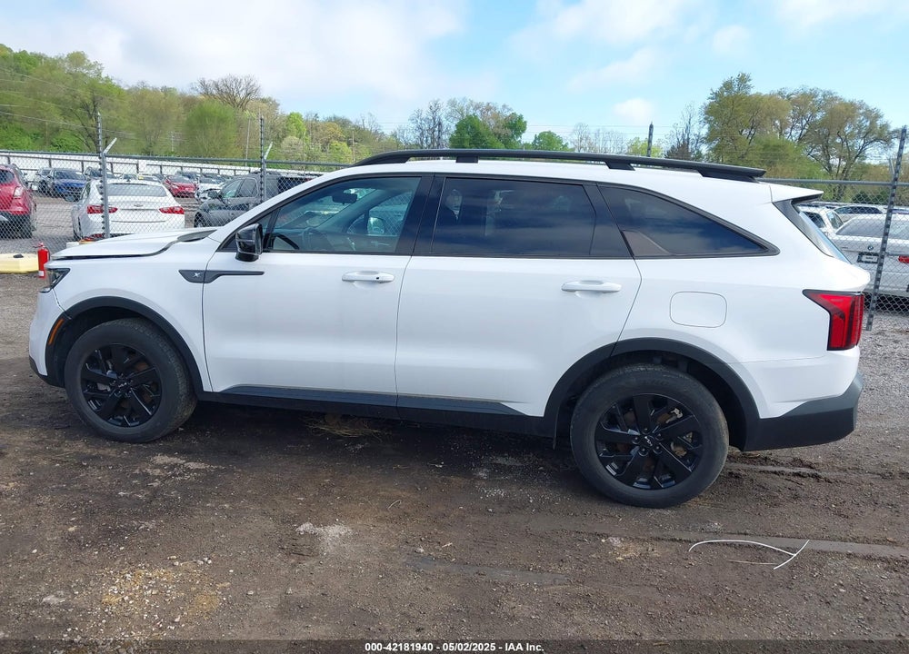 2022 KIA SORENTO VIN: 5XYRLDLC4NG149640