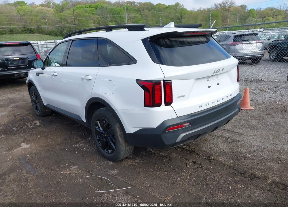 2022 KIA SORENTO VIN: 5XYRLDLC4NG149640