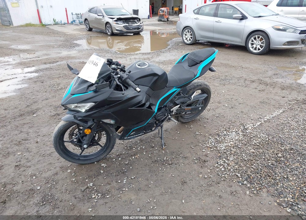 2019 KAWASAKI EX400 VIN: JKAEXKG18KDA32974